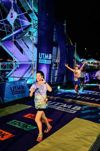 BIB: 
                            <button type="button" onclick="openModal(25250583)" class="btn btn-primary btn-sm float-right btn-popup" data-toggle="modal" data-target=".modal-high-quality">
                        <i class="fas fa-shopping-cart"></i> Add to Cart
                    </button>
                                            <button type="button" onclick="isThisMe(25250583, true)" class="btn btn-success btn-sm float-right btn-popup btn-isme hidden" data-toggle="tooltip" data-placement="bottom" title="นี่คือรูปของคุณใช่ไหม คลิกที่นี่เพื่อเอาเข้าอัลบั้ม">
                        <i class="fas fa-plus"></i> Add to album
                    </button>
                    <button type="button" onclick="isThisMe(25250583, false)" class="btn btn-warning btn-sm float-right btn-popup btn-isnotme hidden">
                        <i class="fas fa-ban"></i> Remove from album
                    </button>